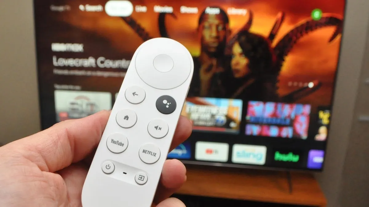 Chromecast with Google TV - Streaming Devices
